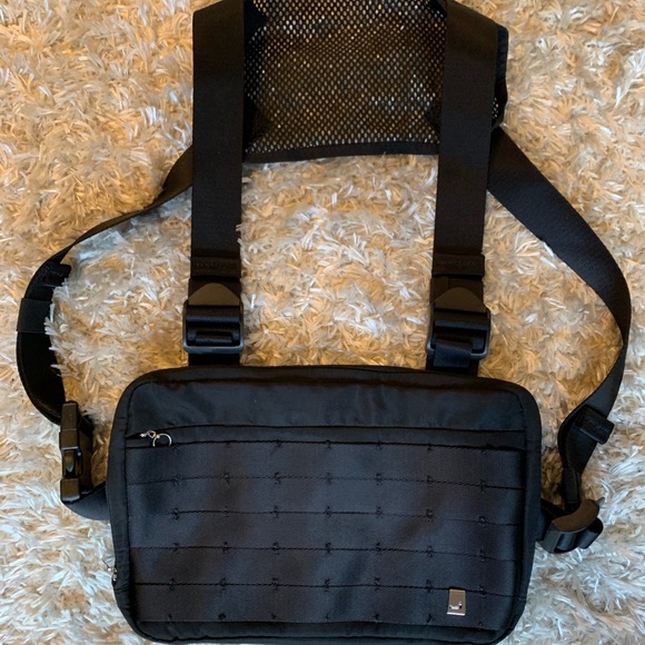 Alyx chest rig
